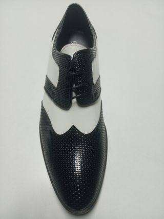 Zapatos de vestir piel suela cuero talla 42