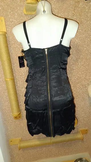 Vestido fiesta negro volantes cremallera