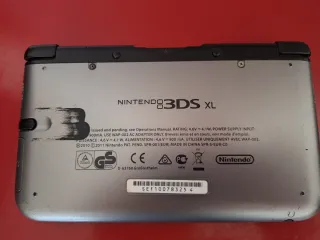 Nintendo 3DS XL Argento + 5 Giochi