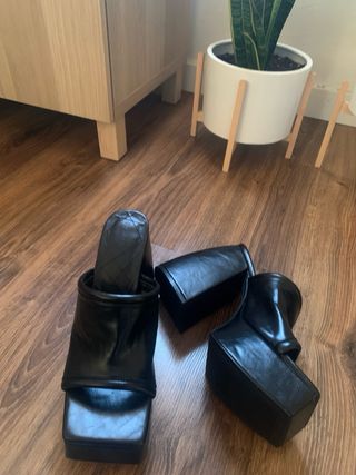 Sandalias Negras Tacón Plataforma Polipiel Bershka