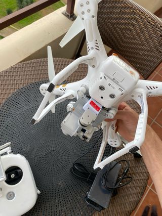 Drone DJI Phantom professional 3 con mochila