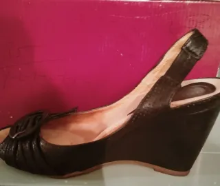 Sandalias de piel Doralatina