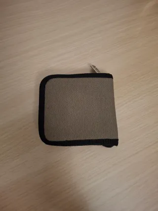 Portafoglio Caterpillar nero e grigio con cerniera