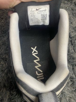 Nike Air Max 200 Talla 42.5 Negro Blanco