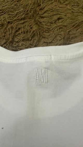 Camiseta Ami Paris Corazón Rojo