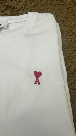 Camiseta Ami Paris Corazón Rojo