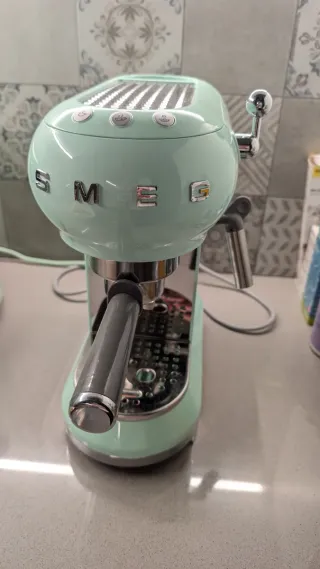 Cafetera Smeg Verde Mint