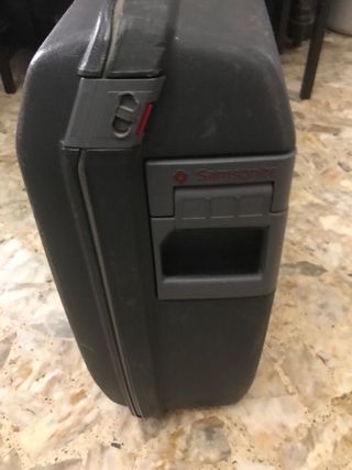 Maleta Samsonite Negra y Gris