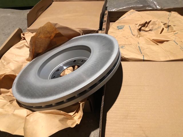 Discos de freno delanteros c5 y 407 nuevos
