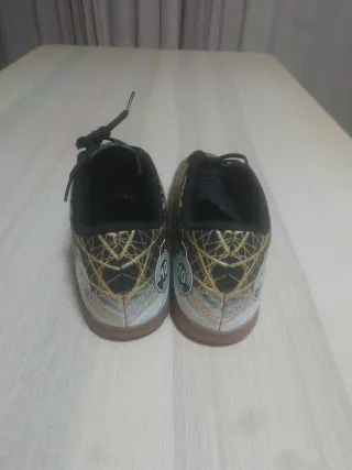 Zapatillas de fútbol sala nuevas talla 43-44