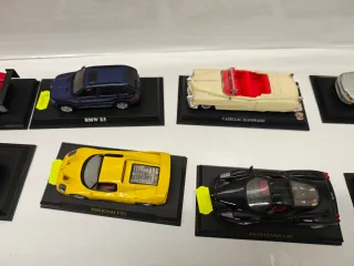 Lotto modellini auto: Ferrari, Fiat, BMW