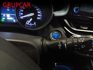 Toyota C-HR Hybrid Advance