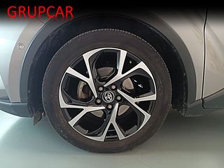 Toyota C-HR Hybrid Advance