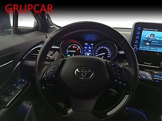 Toyota C-HR Hybrid Advance