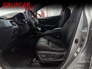 Toyota C-HR Hybrid Advance