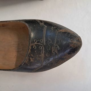 Zuecos de madera tipo sueco