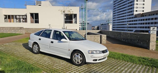 Opel Vectra al dia