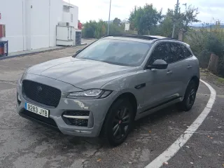 Jaguar F-Pace 2017