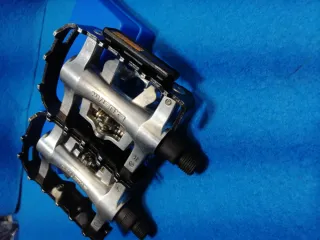 Pedales Mixtos Exustar con Calas