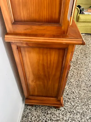 Mueble de salón de madera