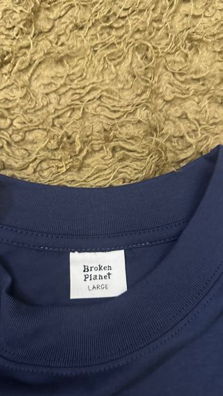 Camiseta Broken Planet Talla L