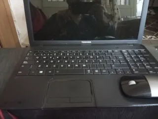 Portátil Toshiba Negro/Plateado