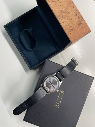 Reloj Baltic Automático Gris Correa Negra