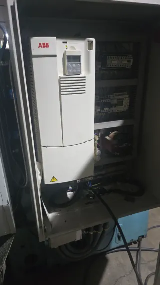 Torno Convencional SNA 560