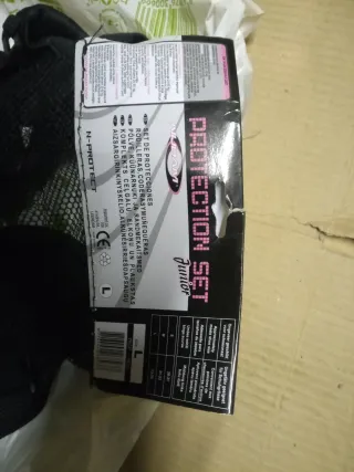 Protecciones patinar (rodilleras, coderas, manos)