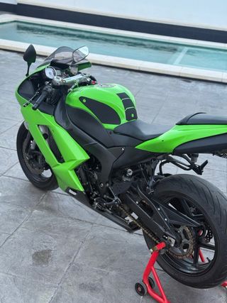 Kawasaki ZX6R 2008 Vendo o Cambio
