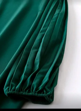 Vestido verde corte evase talla 46/48