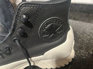 Botas Converse Piel Negras Blancas