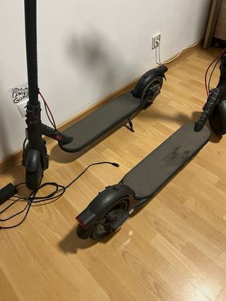 2 Monopattini Elettrici Xiaomi 4