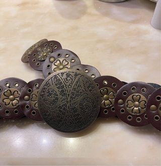 Cintura donna con medaglione centrale