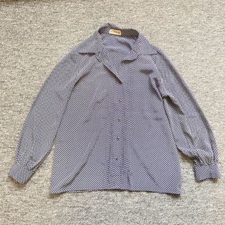 Camisa estampada azul y blanca