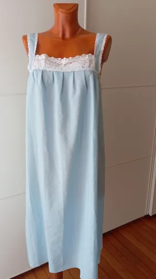 Camisón vintage azul con encaje. Nuevo