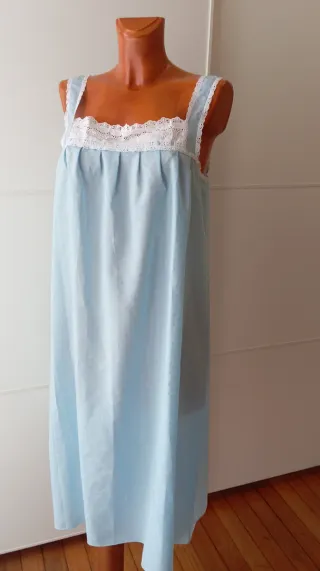 Camisón vintage azul con encaje. Nuevo