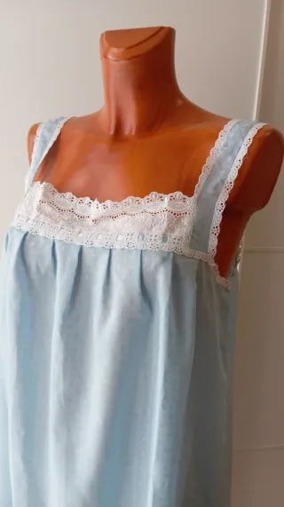 Camisón vintage azul con encaje. Nuevo