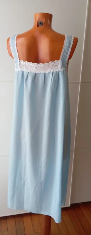 Camisón vintage azul con encaje. Nuevo