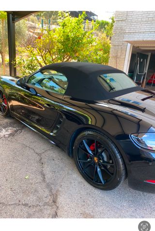 Porsche 718 Boxster 2018 gts