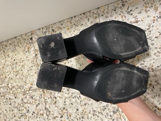 Sandalias Stradivarius negras