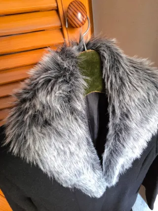 Cuello de pelo sintético