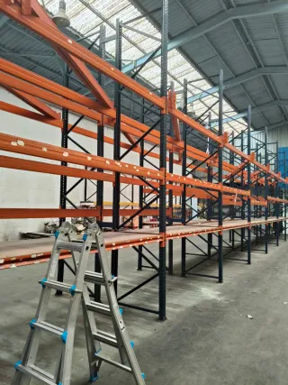 Estanterías Metálicas Mecalux