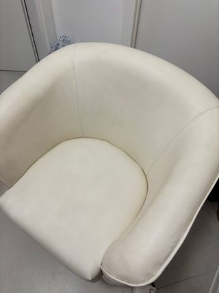 Poltrona in pelle bianca