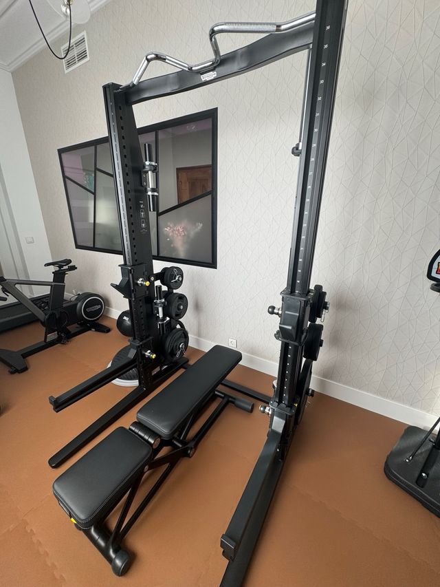 Rack Technogym + Banco + 115kg