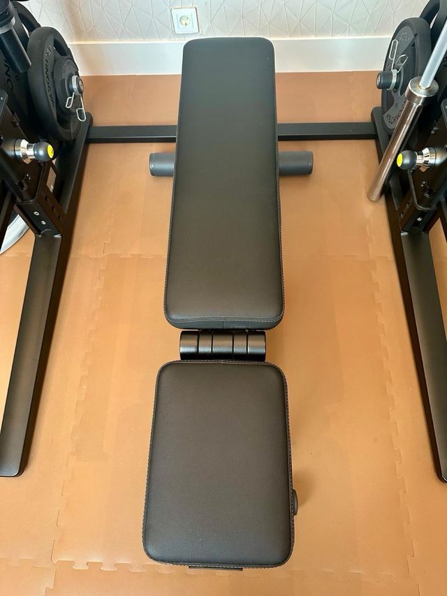 Rack Technogym + Banco + 115kg