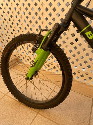 Bicicleta infantil B'TWIN negra/verde