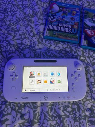 Nintendo Wii U + Super Mario Bros. U + Mario kart