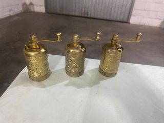 trita pepe Ottone Antico Decorato