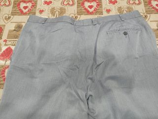 Pantaloni eleganti grigi